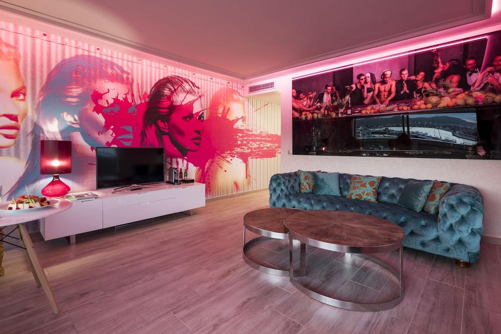 Corso & 4* Ibiza-stad
