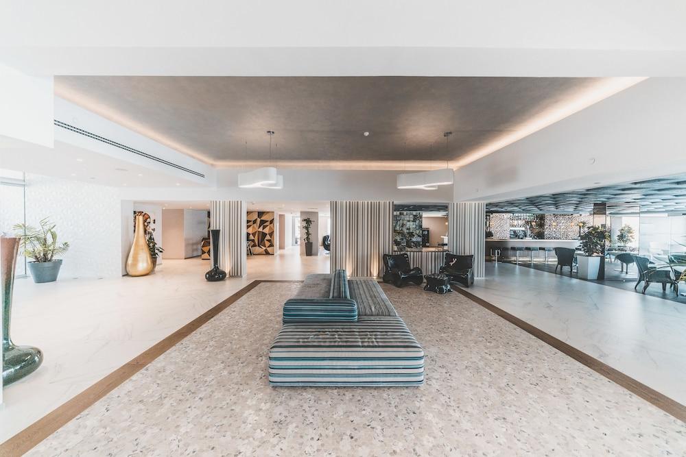 Corso & Hotel Ibiza-stad