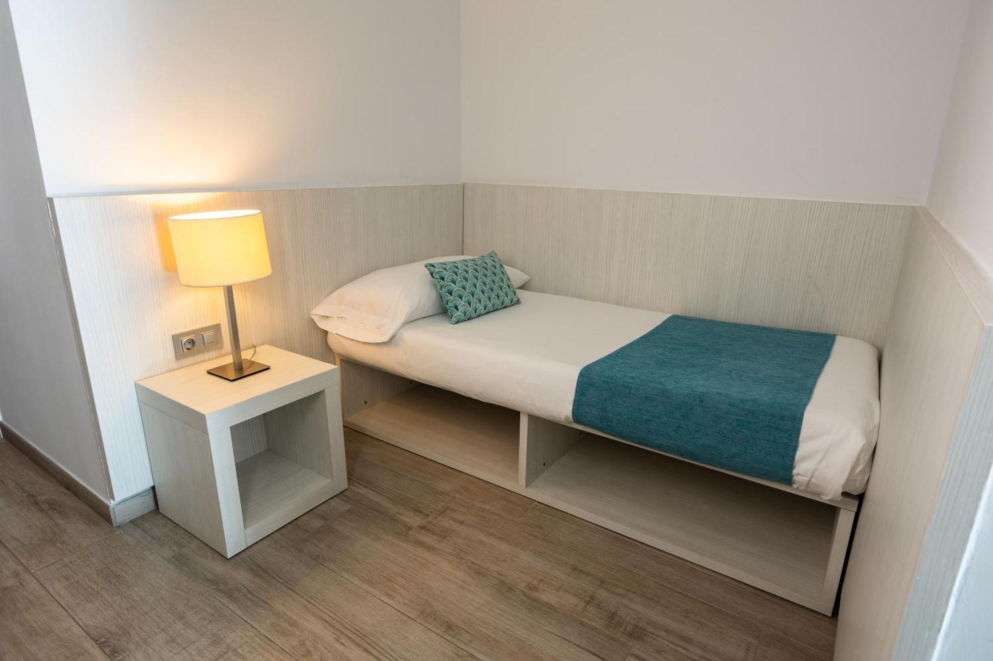 Corso & 4* Ibiza Town